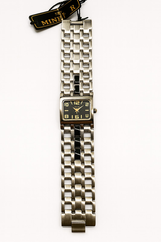 Reloj de Acero con Correa de Eslabones y Esfera Negra